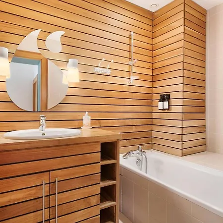 Apartment Du Chateau Des Girards *