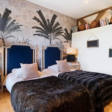 Du Chateau Des Girards Apartment